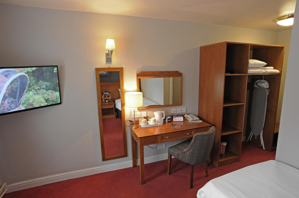 Brentwood Inn By Greene King Inns Rotherham Ruang foto