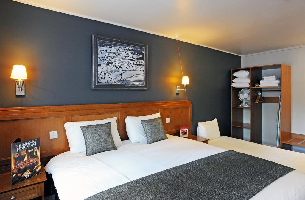 Brentwood Inn By Greene King Inns Rotherham Ruang foto