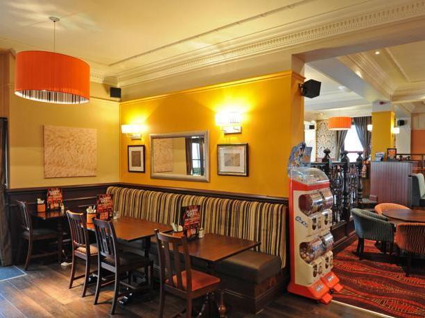 Brentwood Inn By Greene King Inns Rotherham Bagian luar foto
