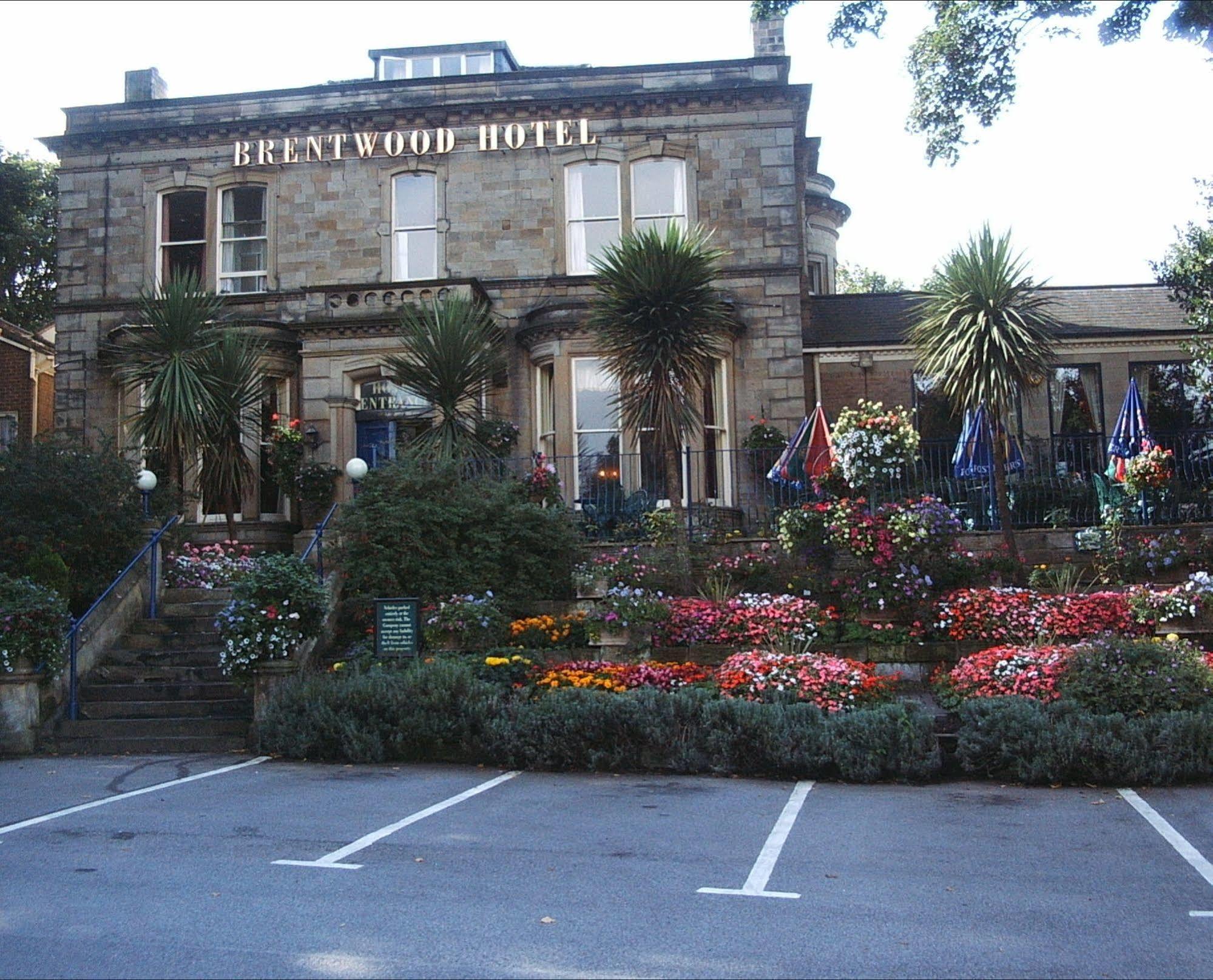 Brentwood Inn By Greene King Inns Rotherham Bagian luar foto